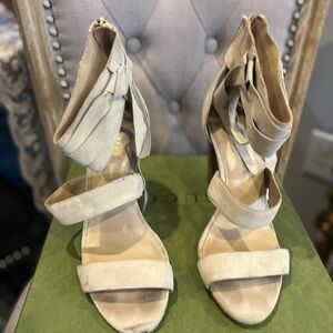 Elegant Beige Women's Sandals
